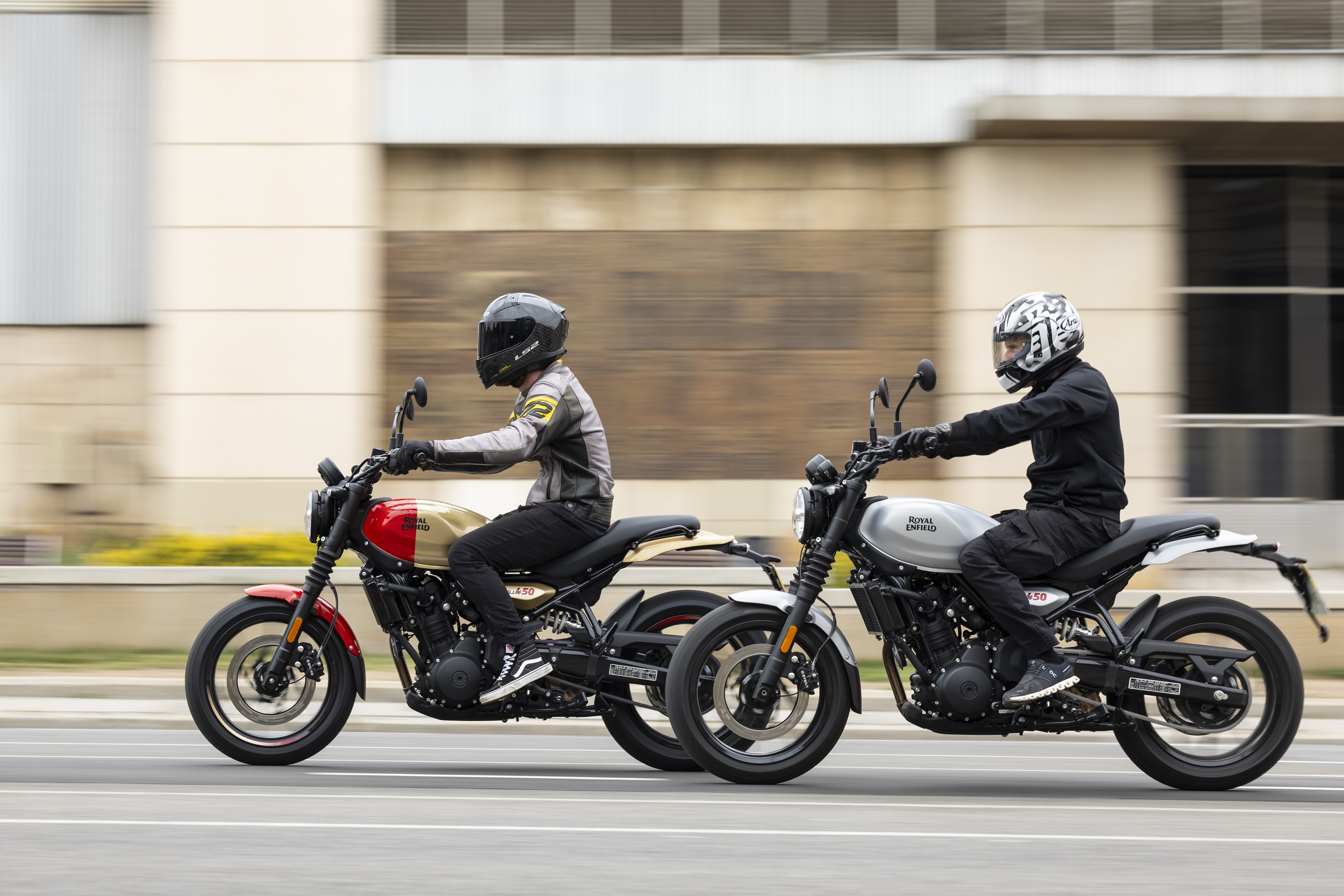 ROYAL ENFIELD ภูมิใจนำเสนอ GUERRILLA 450 !พร้อมสนุกไปกับทุกการเดินทางกับโรดสเตอร์รุ่นใหม่ล่าสุด